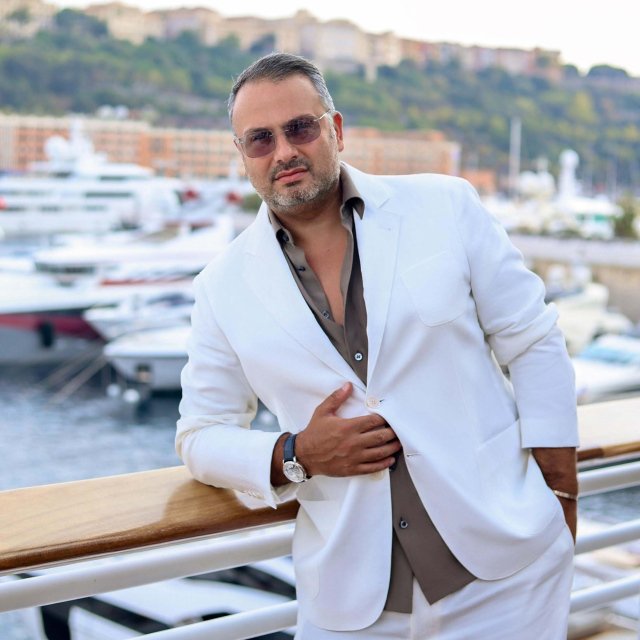 The Maestro of Modern Glamour: Maxim Berin and the Art of the Impossible